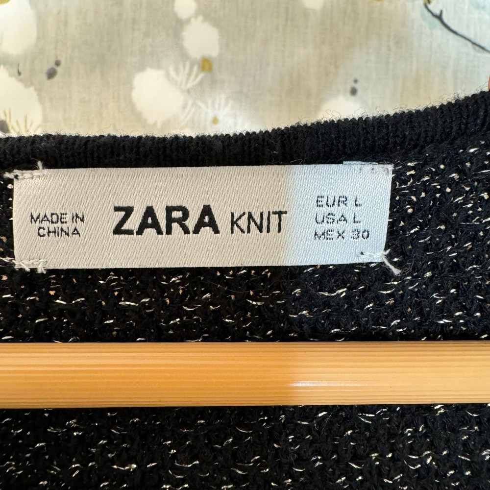Zara Knit Black Long Sleeve‎ Dress with Gold Threading - Size Large - Picture 4 of 7